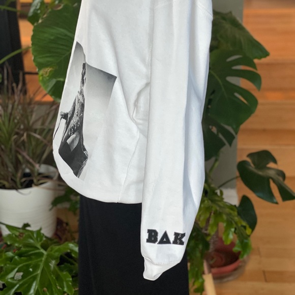 Beyonce Sweatshirt - Picture 2 of 4